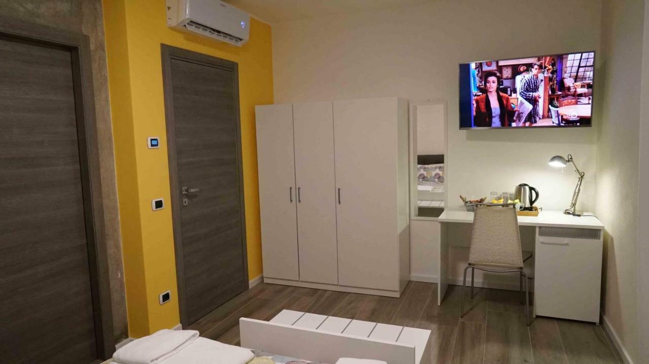 The White Building - Rooms กอสเตร์มาโน ภายนอก รูปภาพ