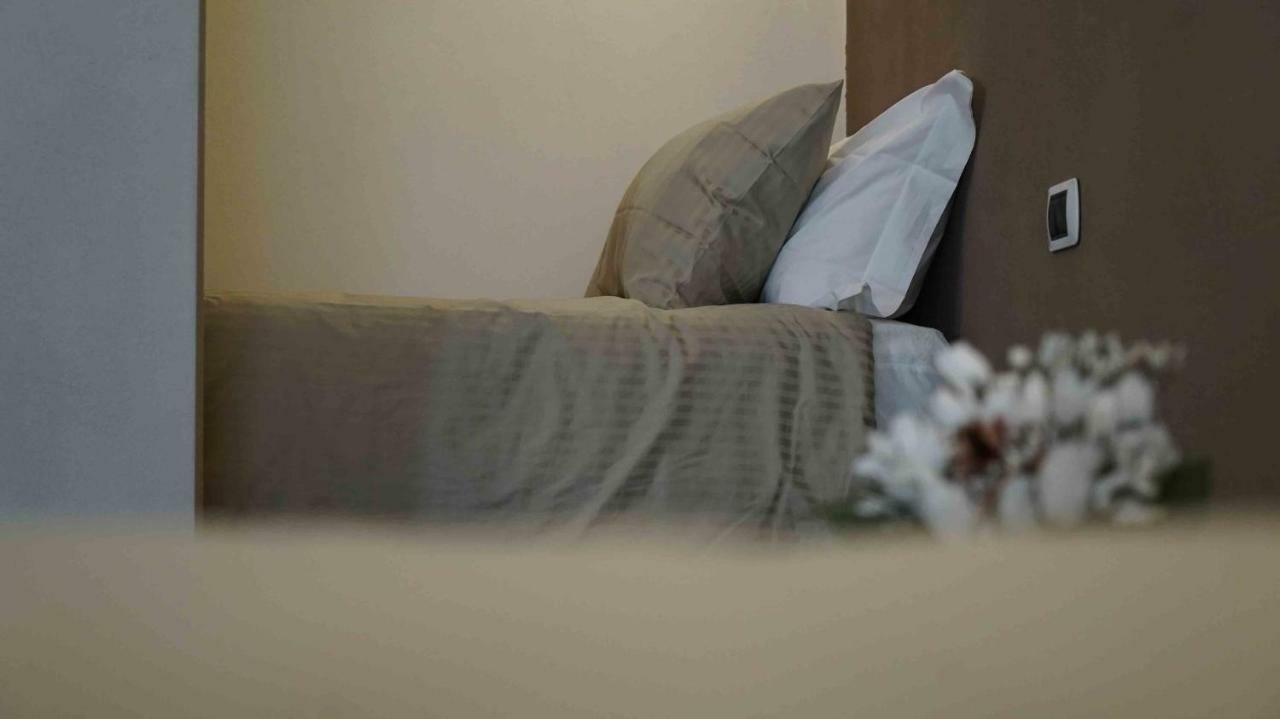 The White Building - Rooms กอสเตร์มาโน ภายนอก รูปภาพ