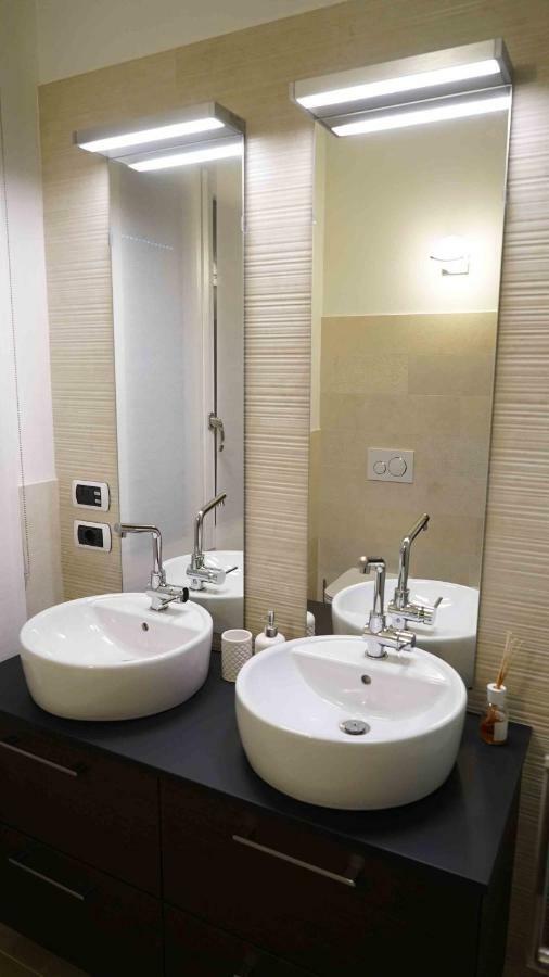 The White Building - Rooms กอสเตร์มาโน ภายนอก รูปภาพ